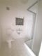 helle und renovierte 2-Raum Wohnung - Bad mit Dusche